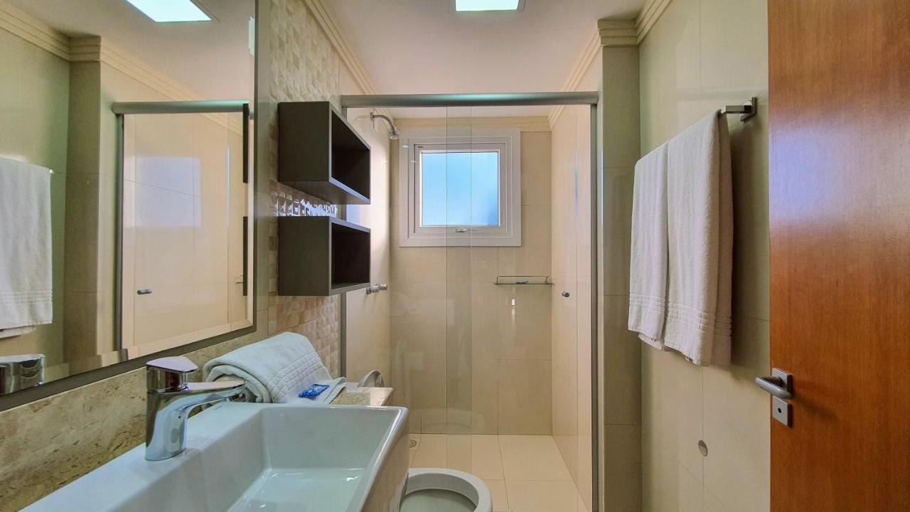 דירות קנלה Residencial Dona Virginia Centro מראה חיצוני תמונה